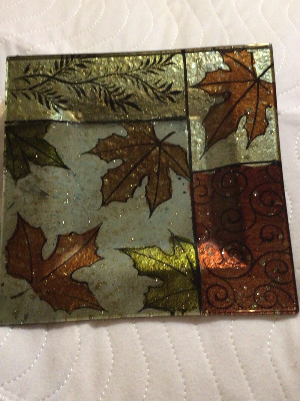 Fall Decor Glass Plate Wonderful Pattern Like New Condition